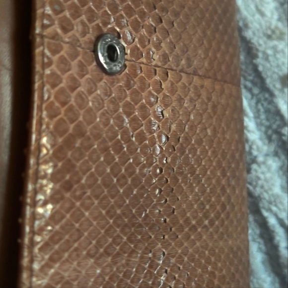 Rare Gucci Python Long Wallet with Hook - Picture 16 of 16